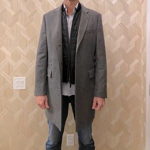 Hugo Boss Wool Blend Coat with Padded Liner 44R